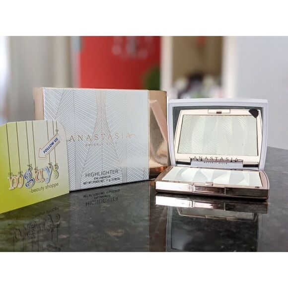 ANASTASIA Beverly Hills ABH Iced Out - icy white gold Highlighter 11g/.39oz BNIB - Picture 2 of 9